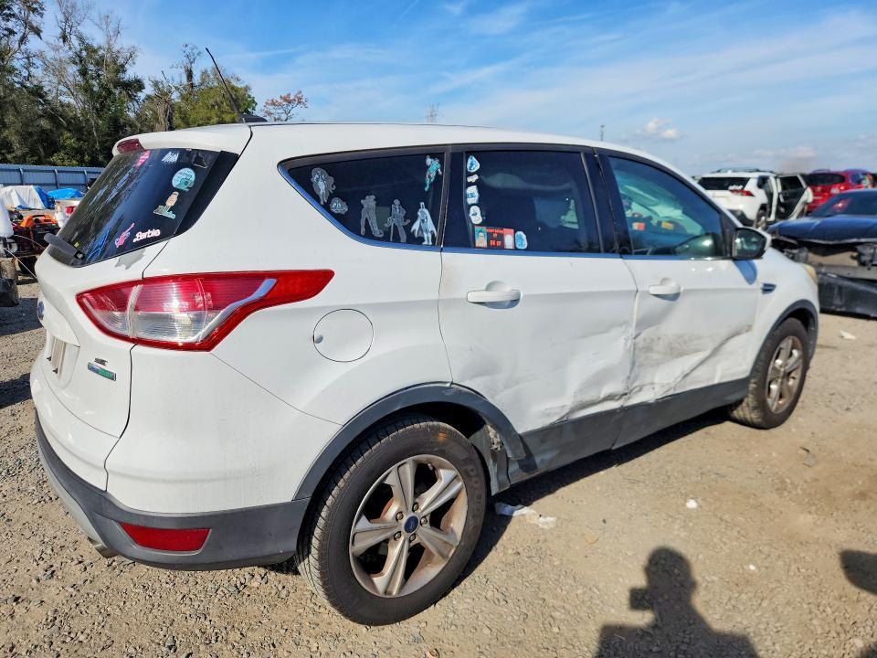 2015 Ford Escape se