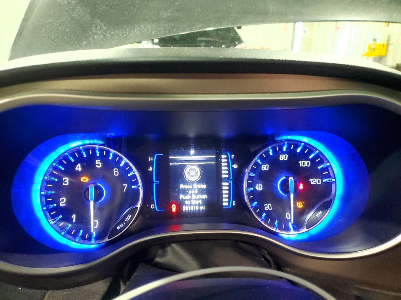 2022 Chrysler Voyager lx *** Prior Fleet ***