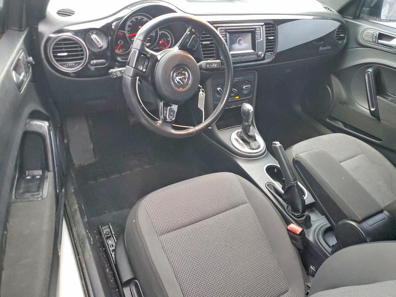 2018 Volkswagen Beetle s