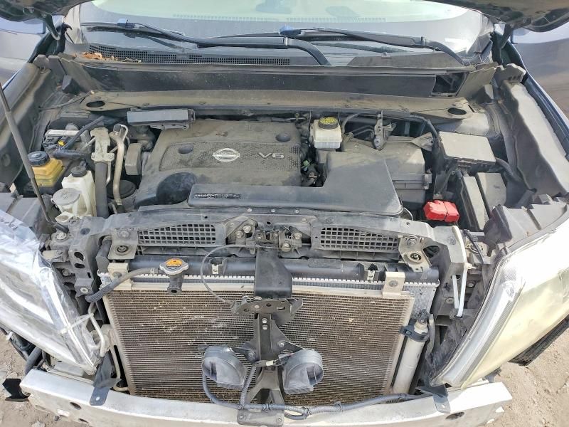 2014 Nissan Pathfinder s