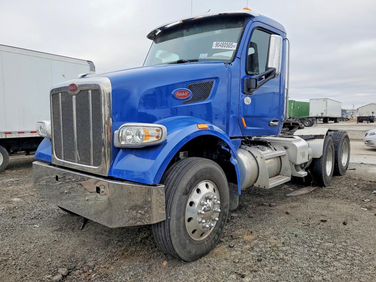2020 Peterbilt 567 Semi Truck