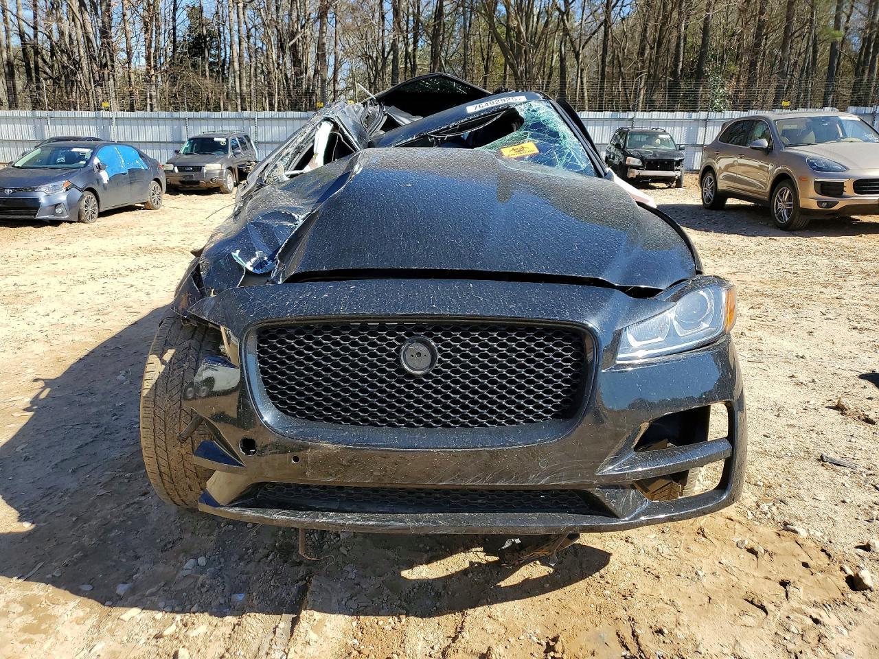 2020 Jaguar F-pace Premium
