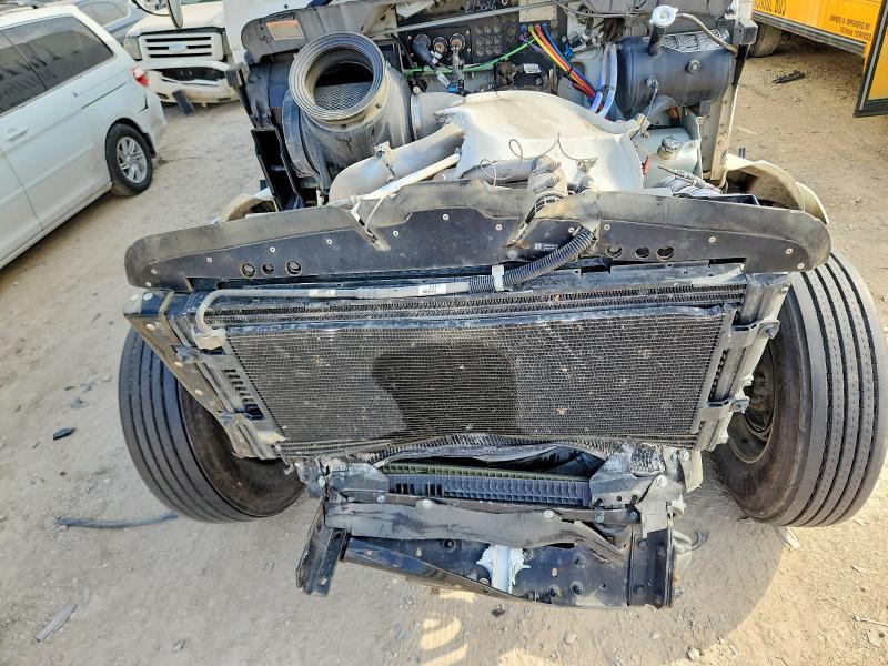 2023 Kenworth 548CH BOX Truck