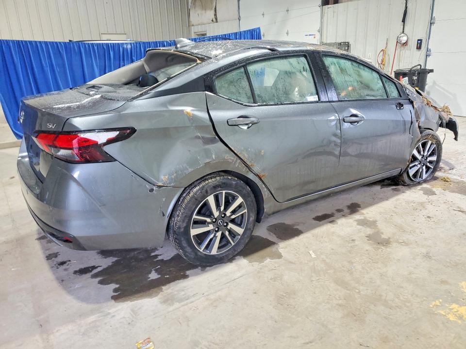 2024 Nissan Versa sv