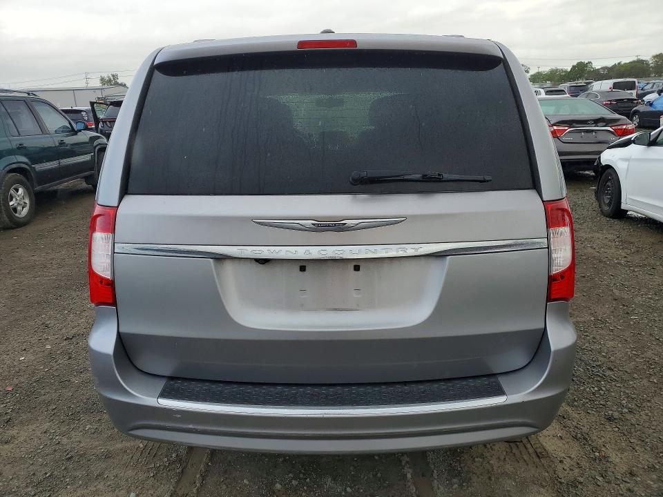 2014 Chrysler Town & Country Touring
