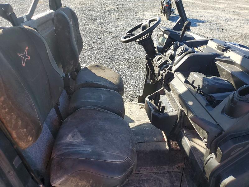 2024 Can-Am Defender Utility Vehicle