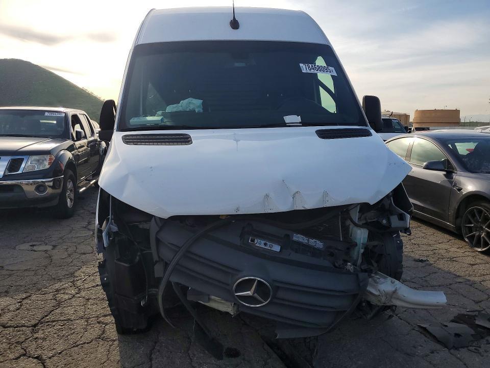 2024 Mercedes-Benz Sprinter 2500 Utility / Service Van