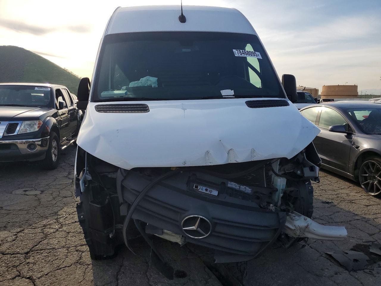 2024 Mercedes-Benz Sprinter 2500 Utility / Service Van