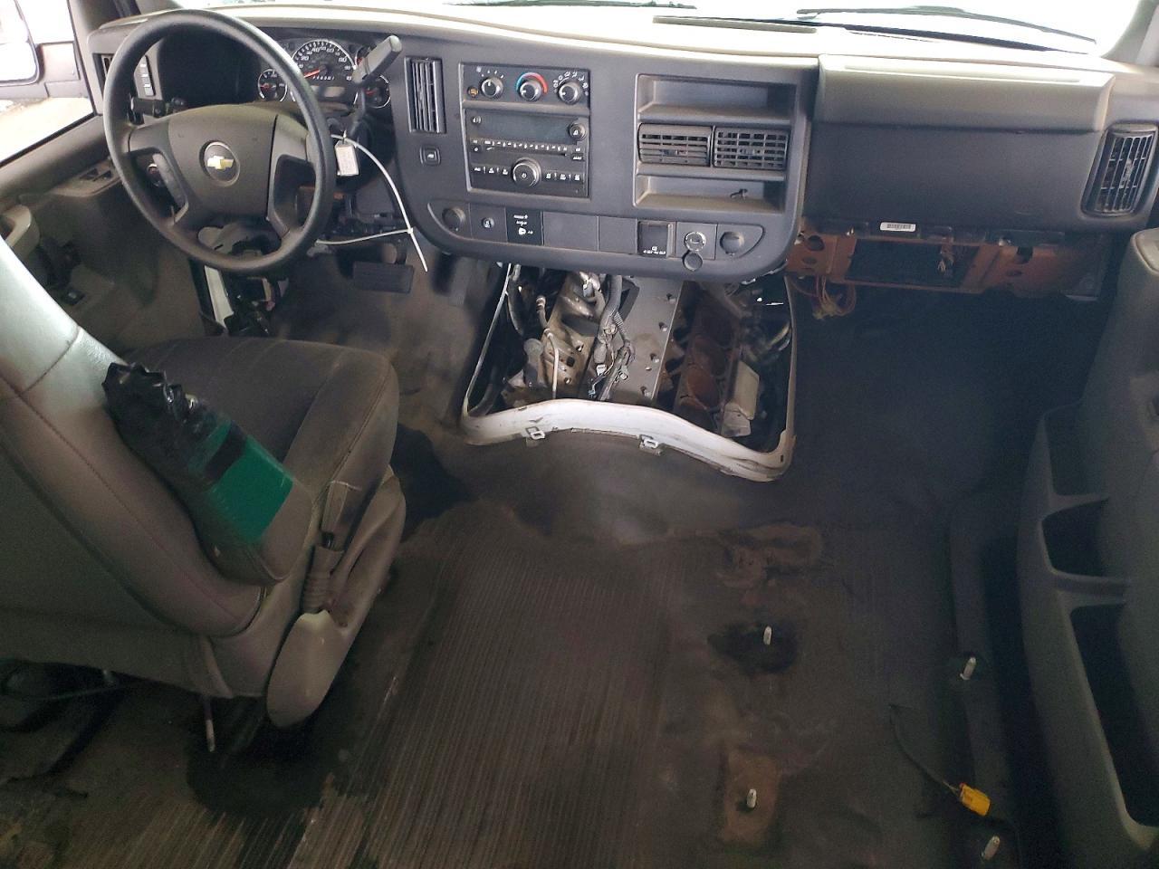 2016 Chevrolet Express 3500 Cargo Delivery Van