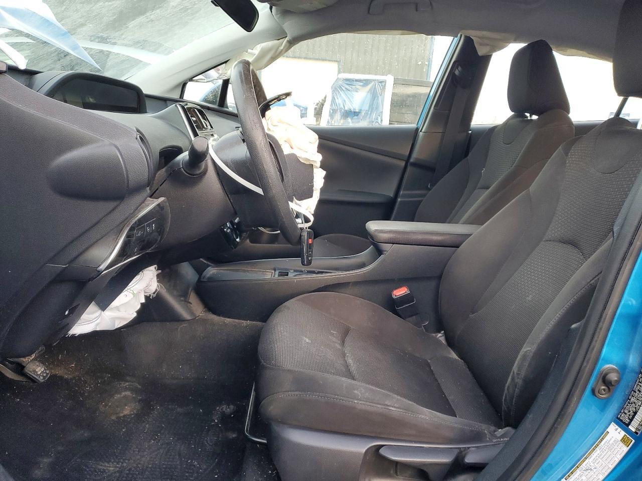 2019 Toyota Prius le Awd-e