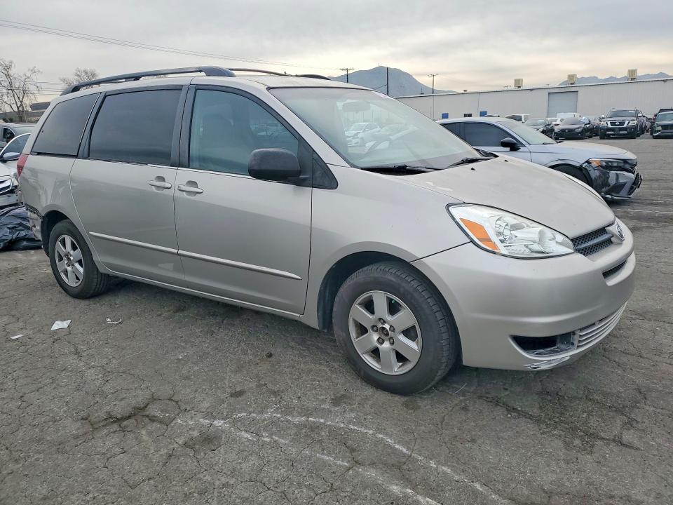 2005 Toyota Sienna ce