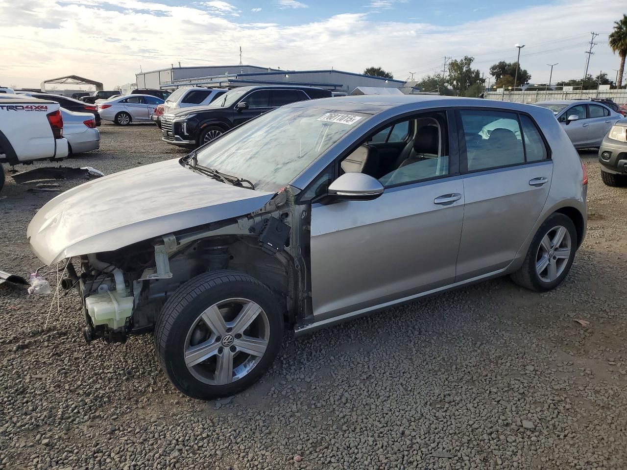 2017 Volkswagen Golf s