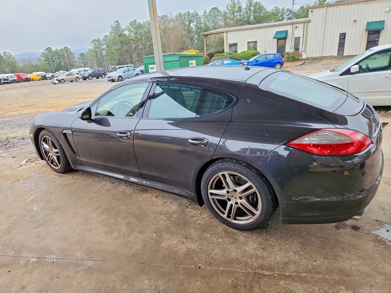 2012 Porsche Panamera 2