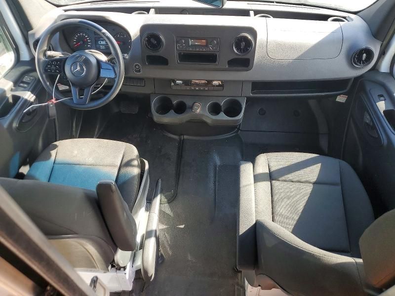 2022 Mercedes-Benz Sprinter 2500
