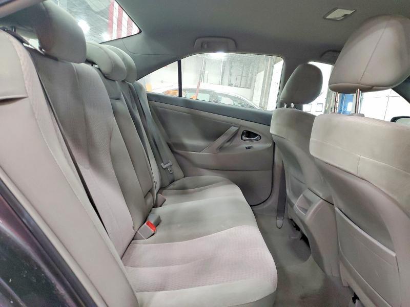 2011 Toyota Camry le