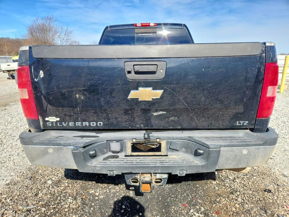 2011 Chevrolet Silverado ld K1500 Custom