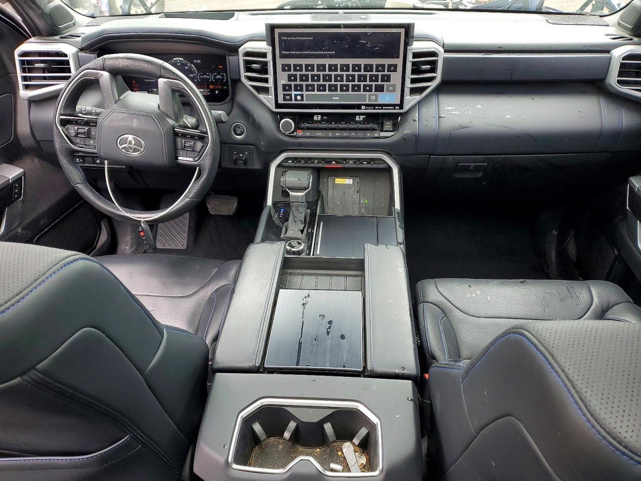 2022 Toyota Tundra Platinum