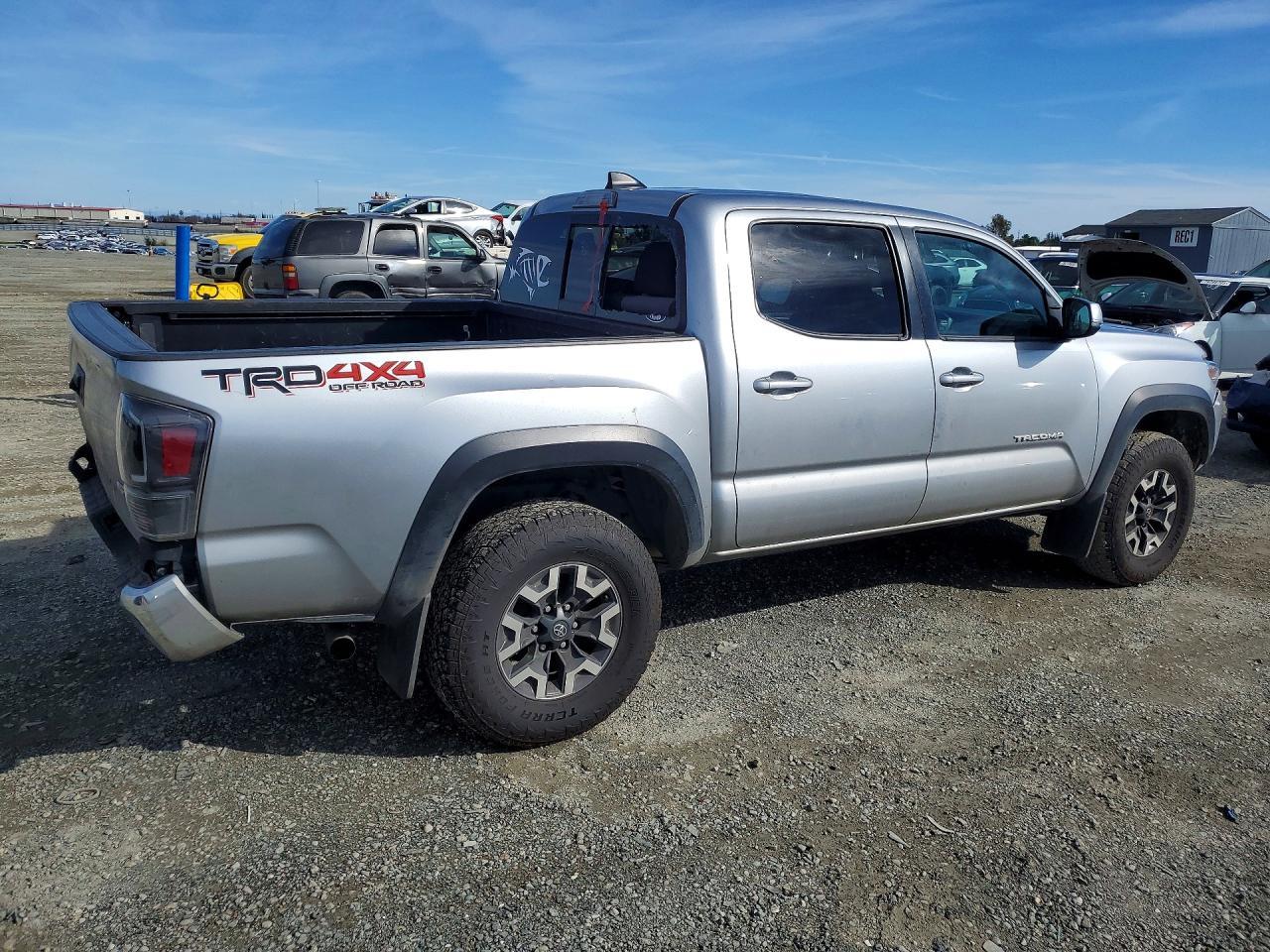 2022 Toyota Tacoma TRD OFF-Road