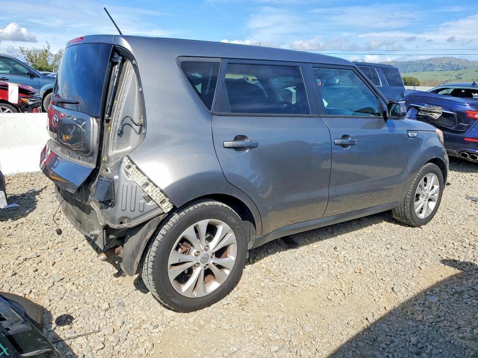 2016 KIA Soul +