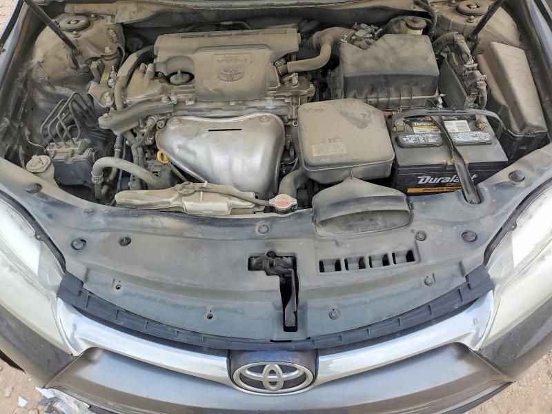 2016 Toyota Camry le