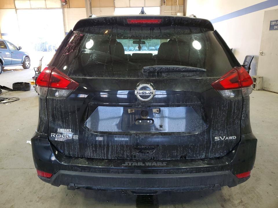 2017 Nissan Rogue sv