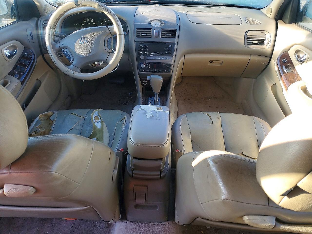 2001 Infiniti I30