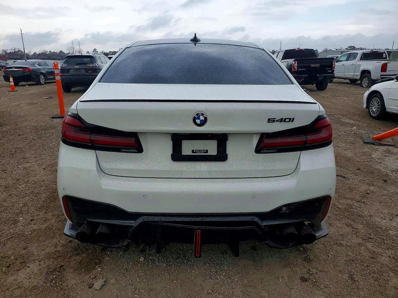 2021 BMW 540 i