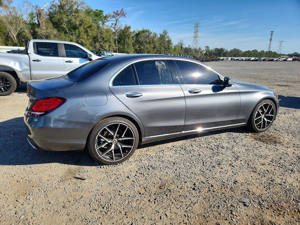 2021 Mercedes-Benz C300