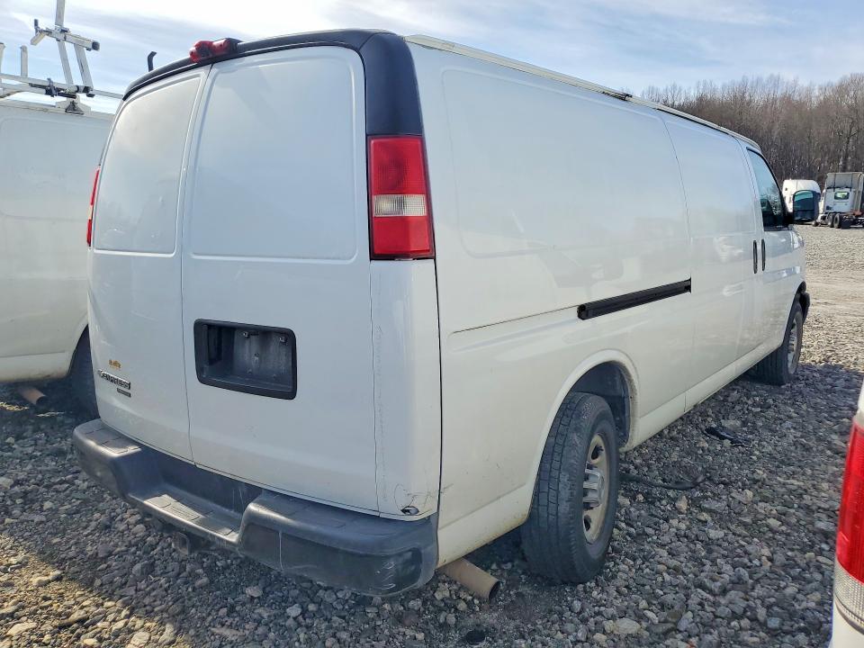 2013 Chevrolet Express G3500 Delivery Van