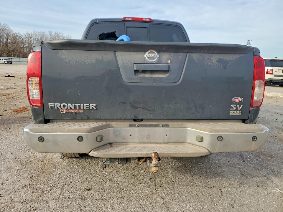 2015 Nissan Frontier S