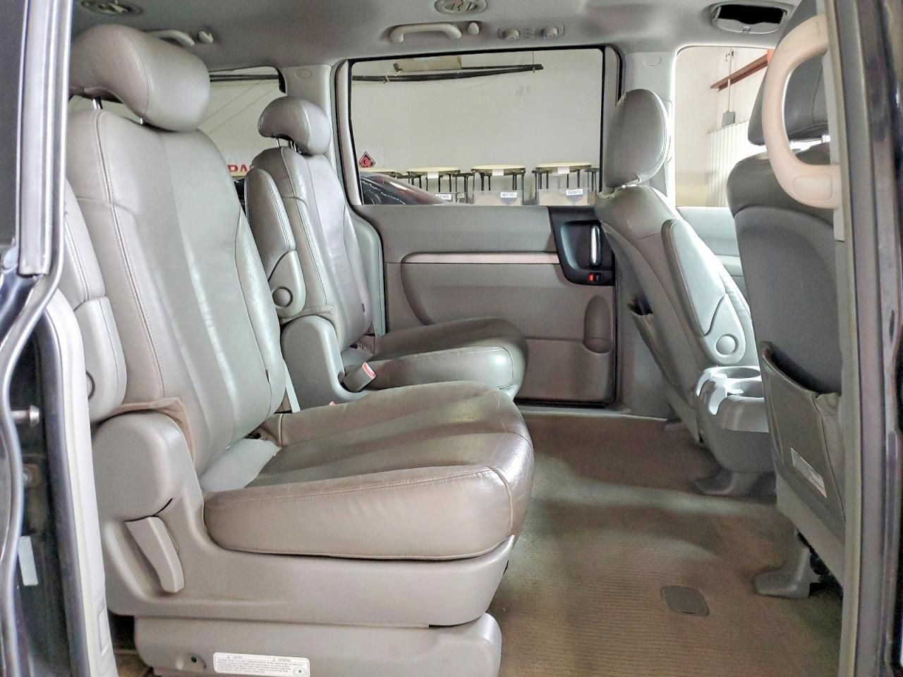 2007 Hyundai Entourage gls