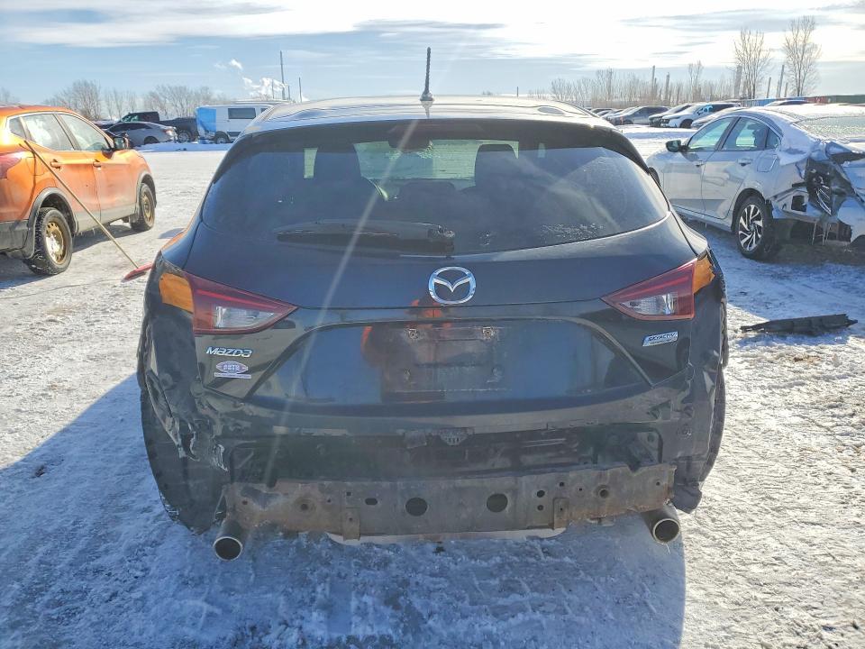 2015 Mazda 3 Sport