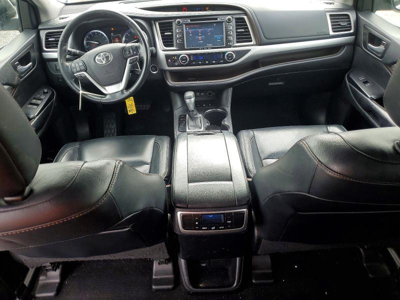 2017 Toyota Highlander se