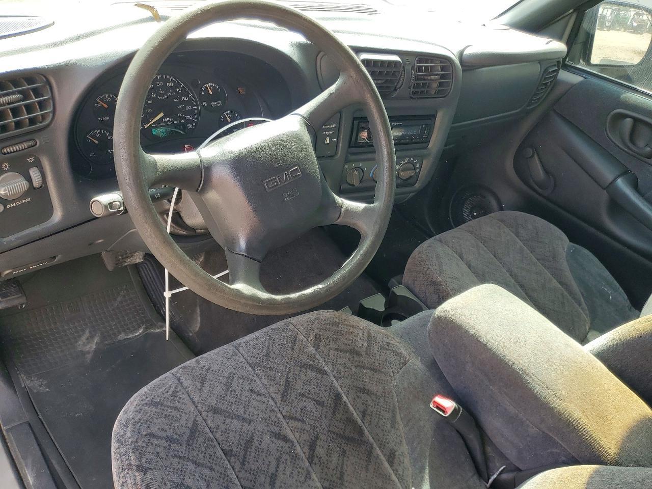 1999 GMC Sonoma
