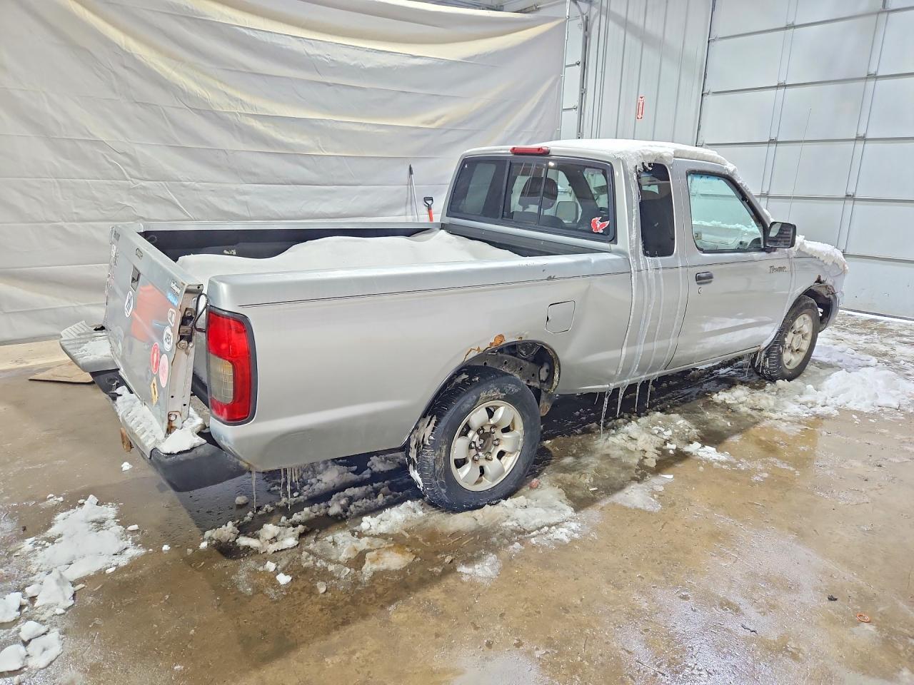 2000 Niss Frontier