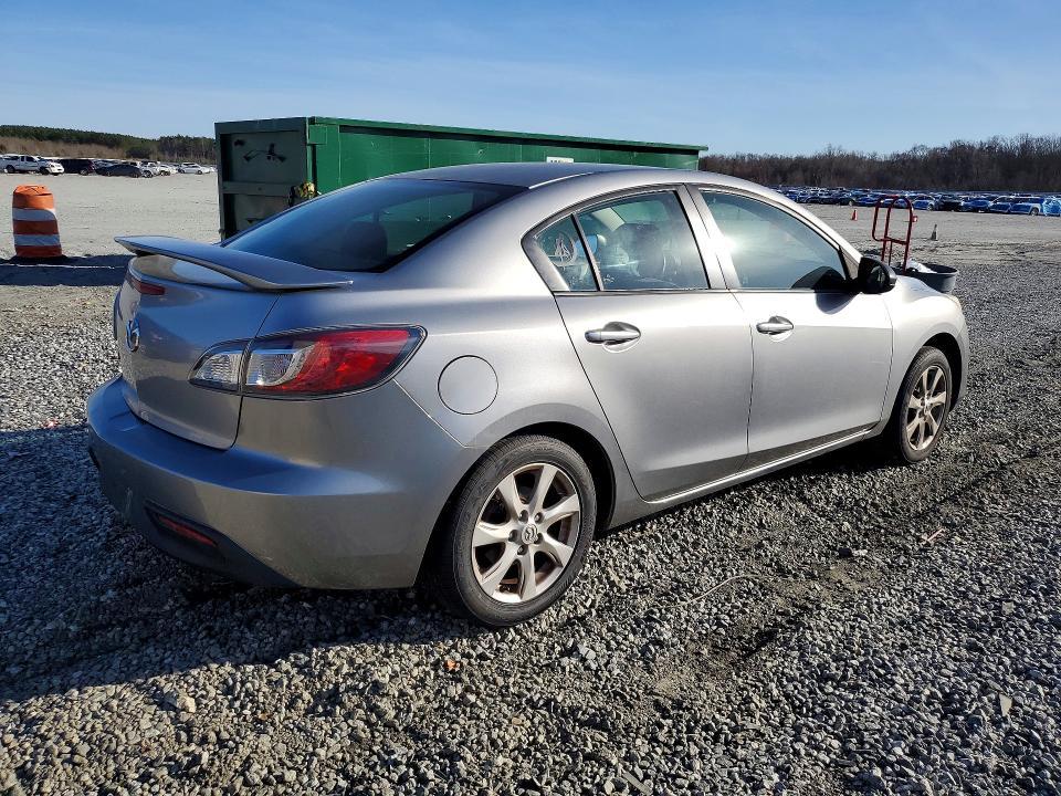 2011 Mazda 3 I