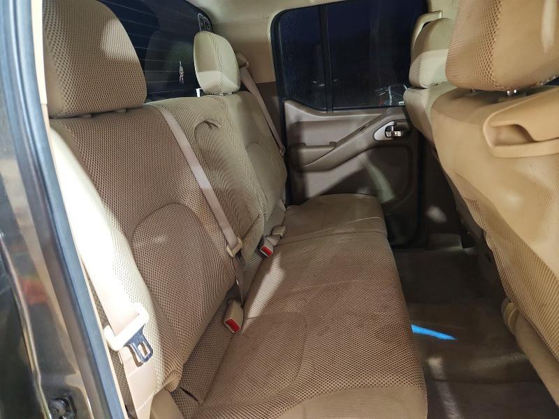 2005 Niss Frontier Crew Cab LE