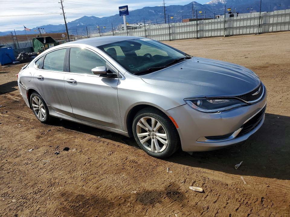2015 Chrysler 200 Limited