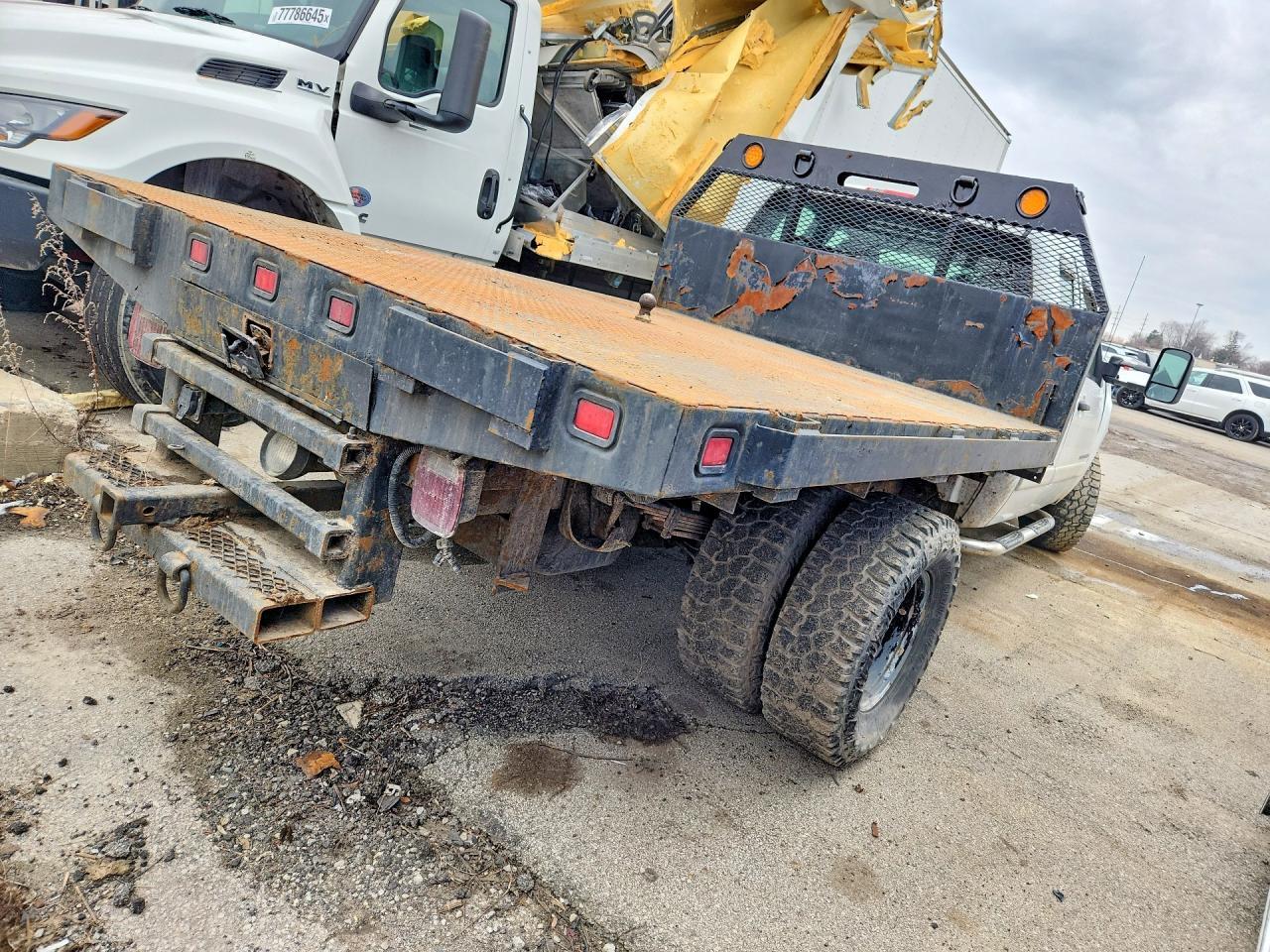 2008 Chev Rolet Silverado Flatbed Truck