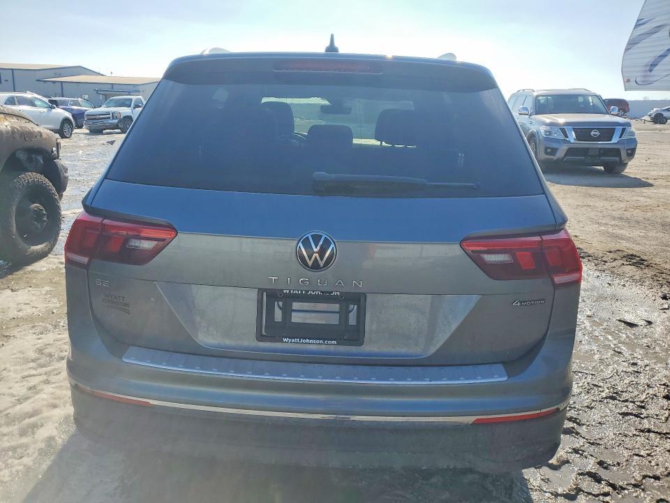 2022 Volkswagen Tiguan se