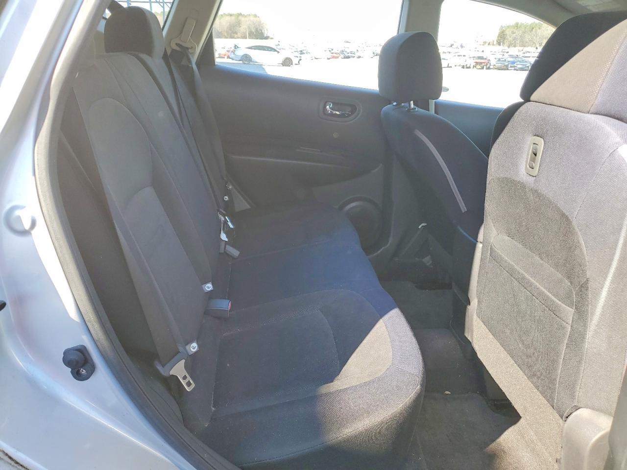 2009 Nissan Rogue s
