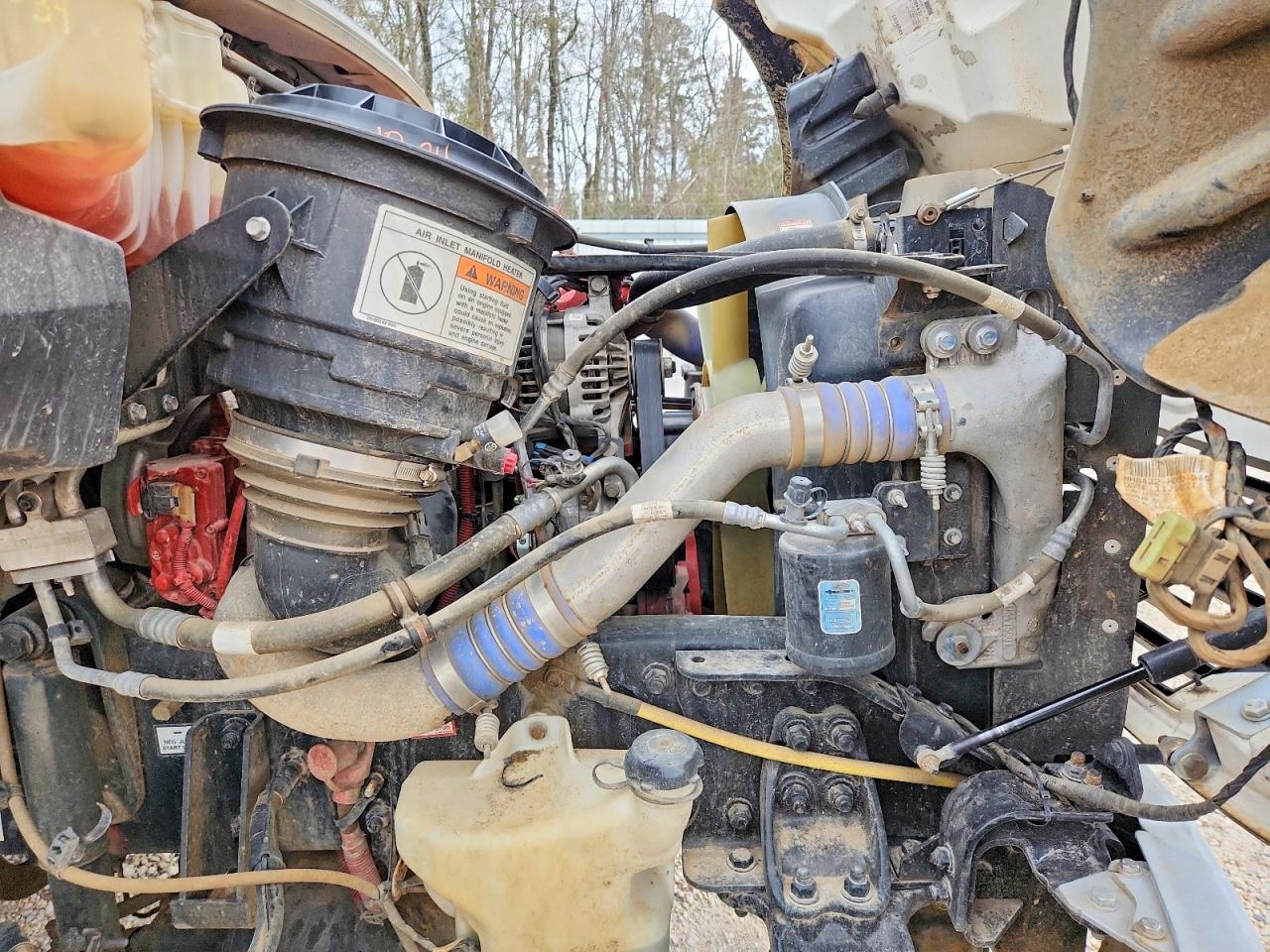 2022 Freigliner 2022 Freightliner Business Class M2 Bucket Truck