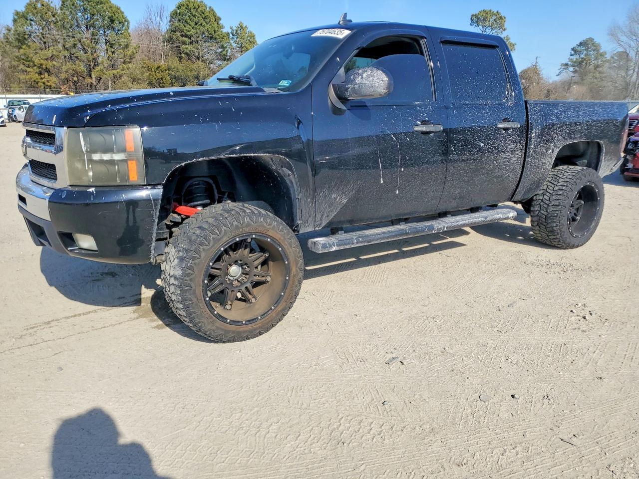 2011 Chevrolet Silverado K1500 lt