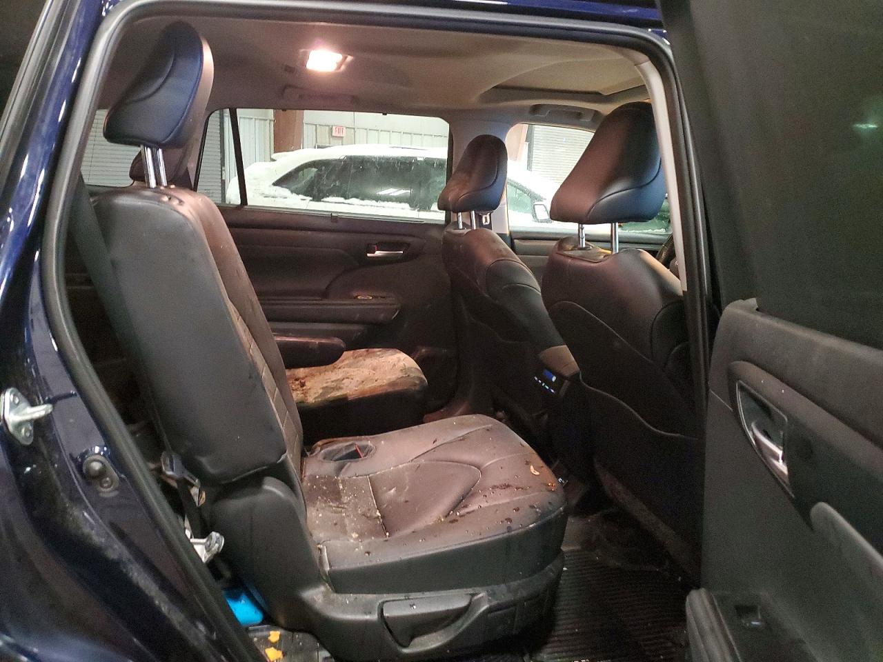 2023 Toyota Highlander Hybrid xle