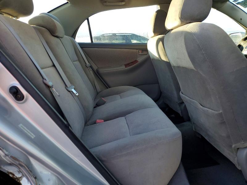 2005 Toyota Corolla le