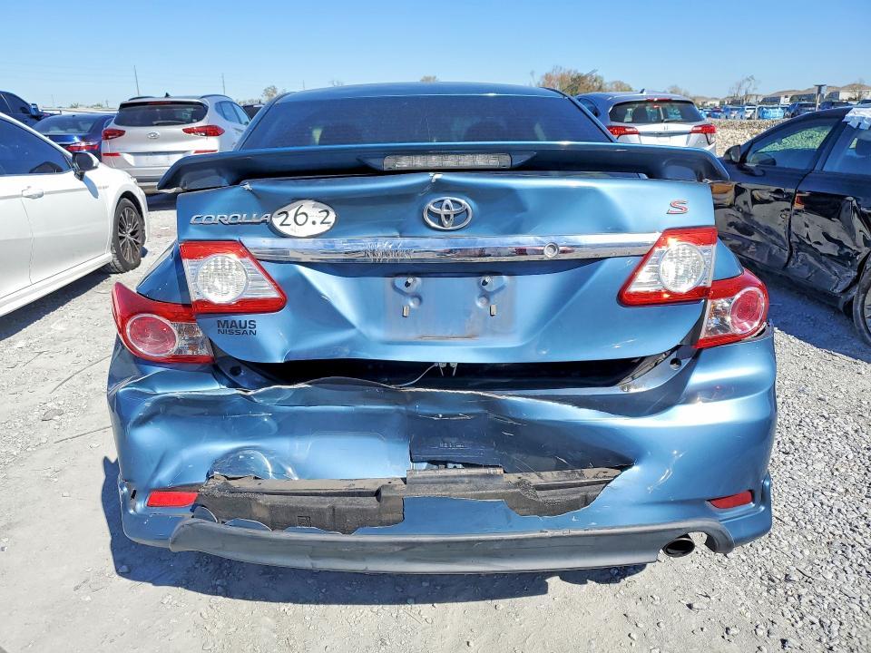2013 Toyota Corolla s