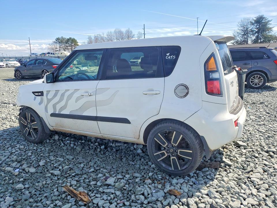 2011 KIA Soul +