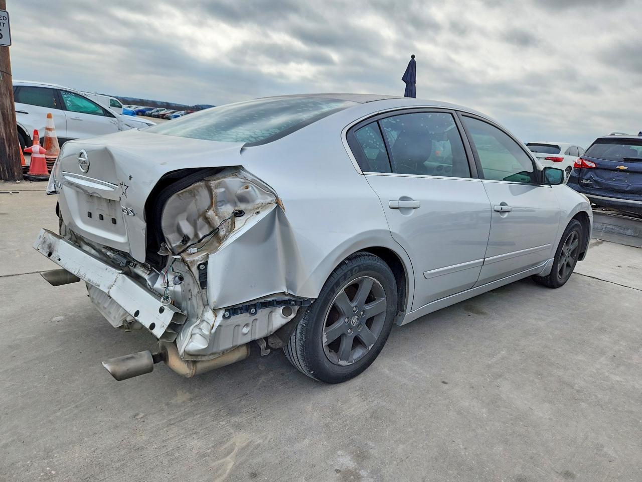 2010 Nissan Altima Base