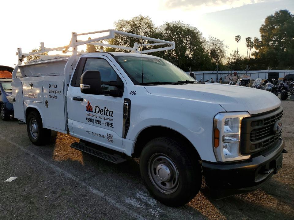 2025 Ford F250 Super Duty Utility / Service Truck