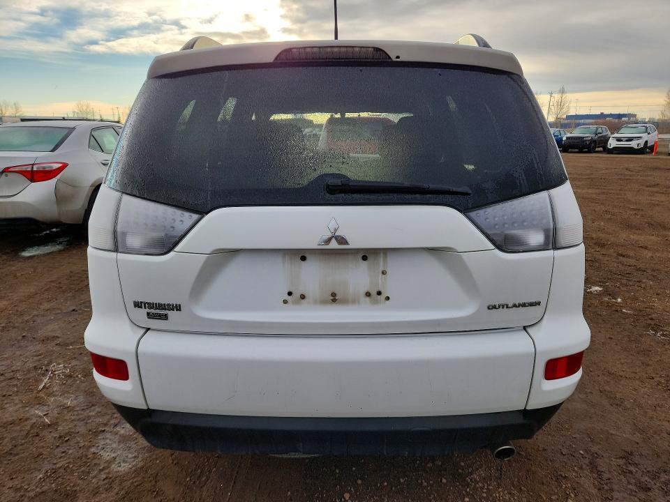 2011 Mitsubishi Outlander es